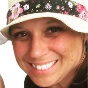 Meet your Posher, Joylynn